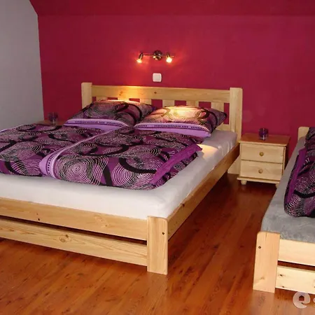 Krutynska Ostoja-pokoje Krutyński Piecek